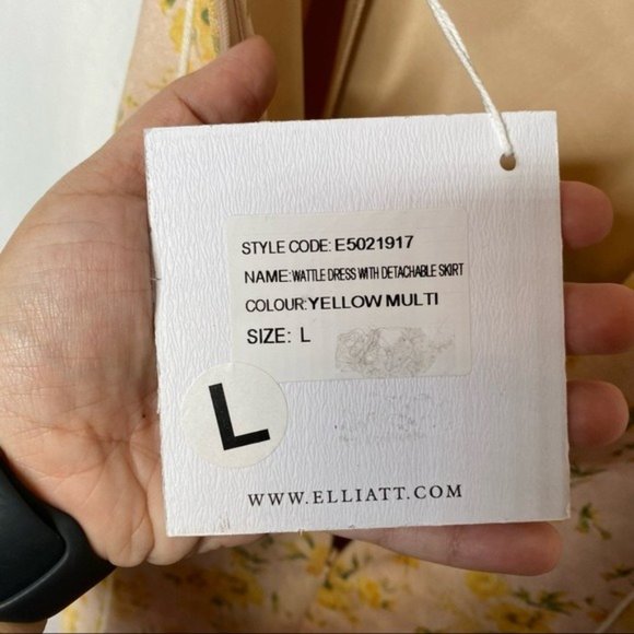 NWT Elliatt Wattle Detachable Skirt Dress Yellow - Picture 6 of 12